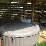 Apartamento U Pamatneho Stromu