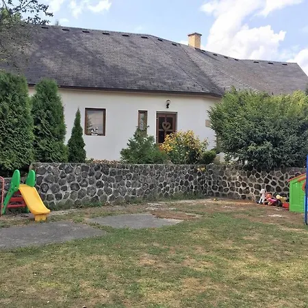 U Pamatneho Stromu Apartmán Česká Lípa