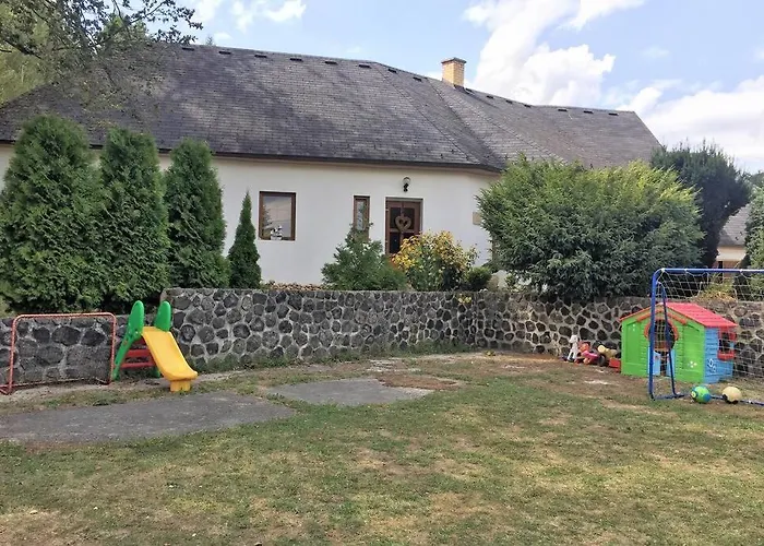 U Pamatneho Stromu Apartmán Česká Lípa